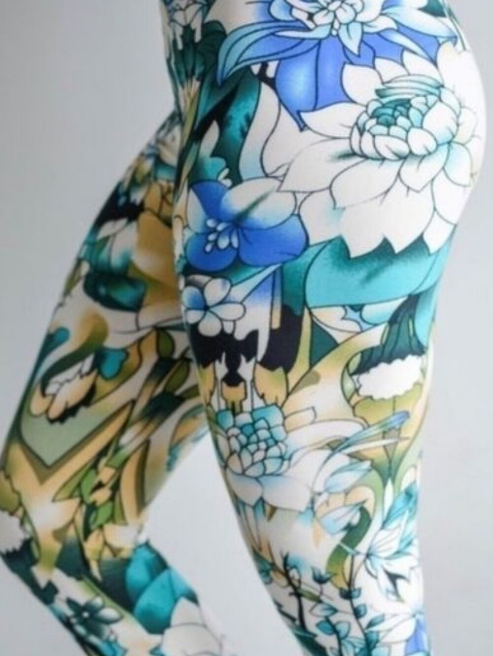 LEGGINGS DEPOT Lotus Flower Print Full Length Yoga Leggings Size 12 NWT